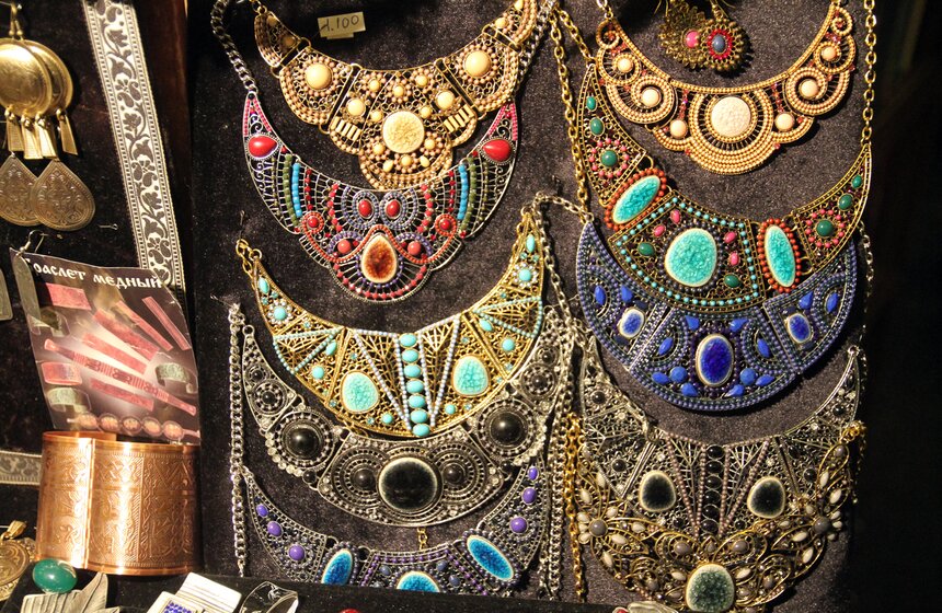 В ЦДХ прошла "Московская ярмарка старины" 14 фото