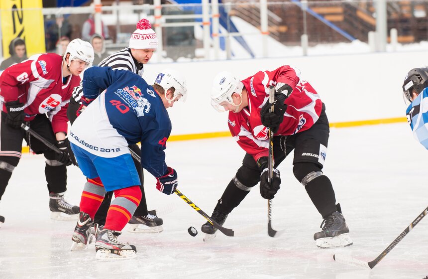 На ВДНХ состоялся хоккейный турнир Red Bull Open Ice 2 фото