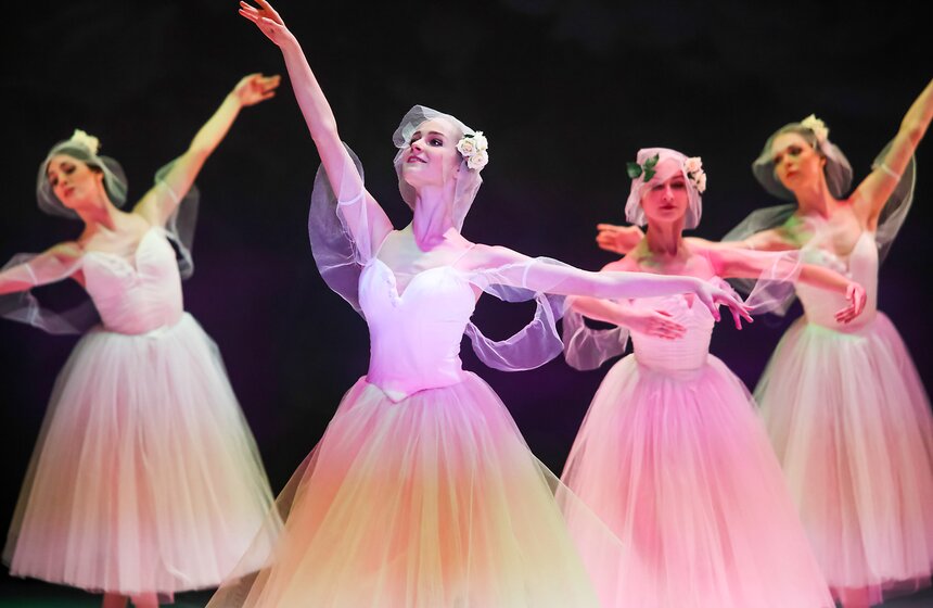 Концерт "Путь к звезде" в честь 135-летия балерины Анны Павловой 18 фото