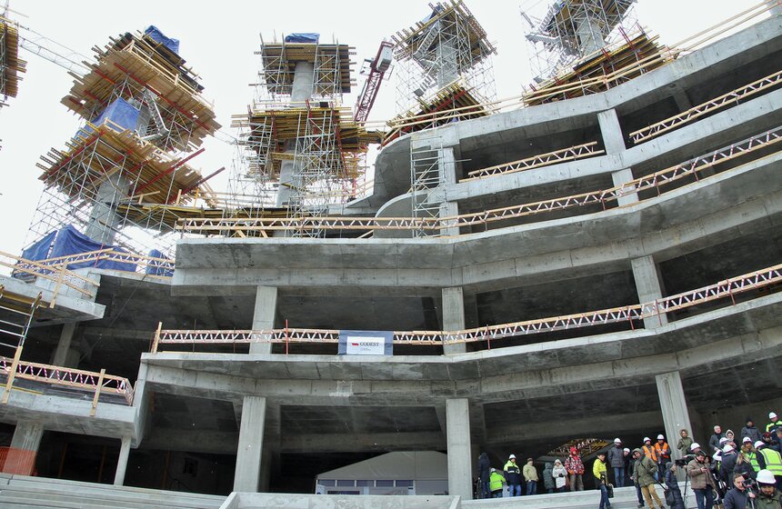 Реконструкцию стадиона "Динамо" завершат в 2017 году 16 фото