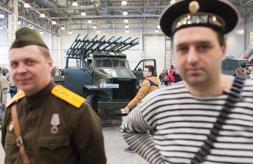 В Москве прошла выставка военной техники "Моторы войны" 26 фото