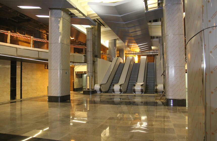 Мэр осмотрел ход строительства станции "Деловой центр" 1 фото