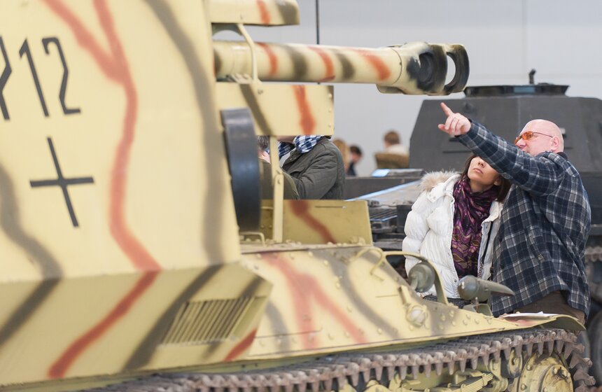 В Москве прошла выставка военной техники "Моторы войны" 14 фото