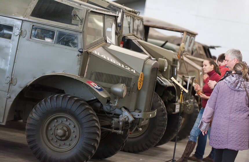В Москве прошла выставка военной техники "Моторы войны" 15 фото