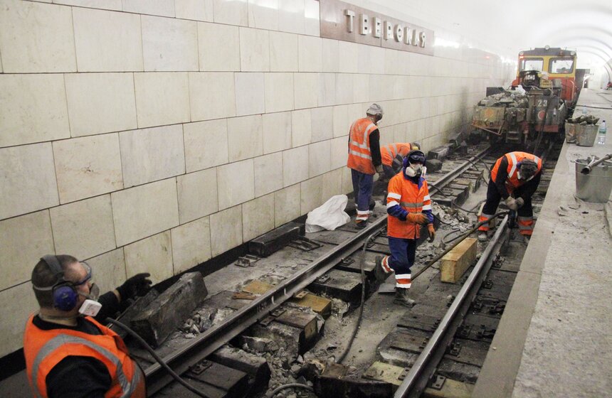 Три станции метро закрыли на ремонт на сутки 3 фото