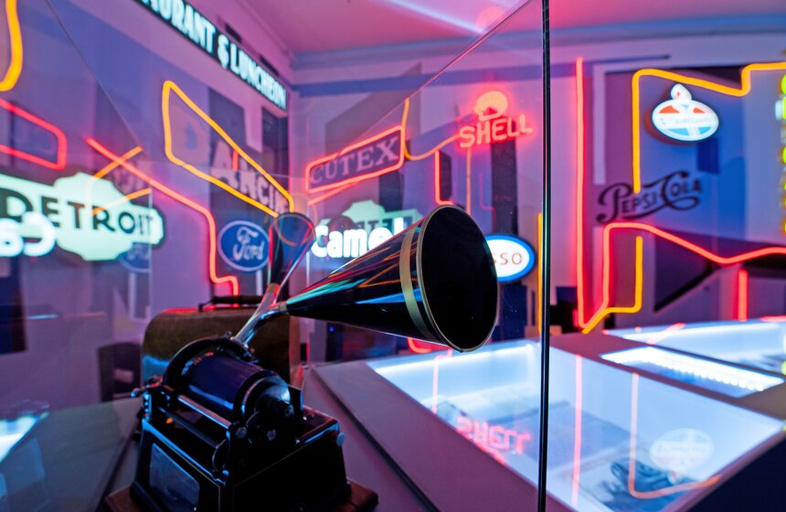 Выставка "Одноэтажная Америка: основано на реальных событиях" 24 фото