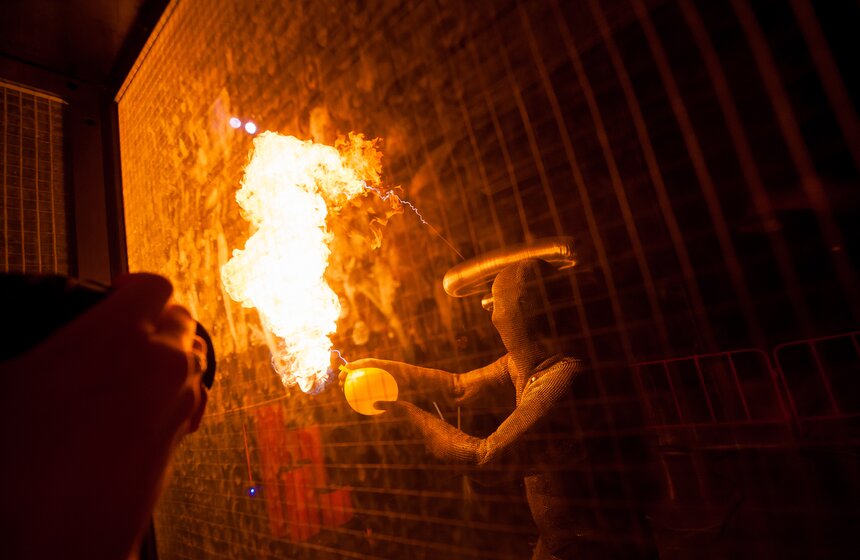 Открытие научно-развлекательного центра Tesla-Hall 25 фото