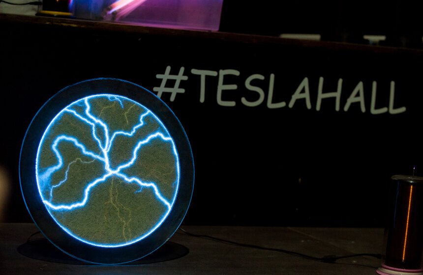 Открытие научно-развлекательного центра Tesla-Hall 9 фото
