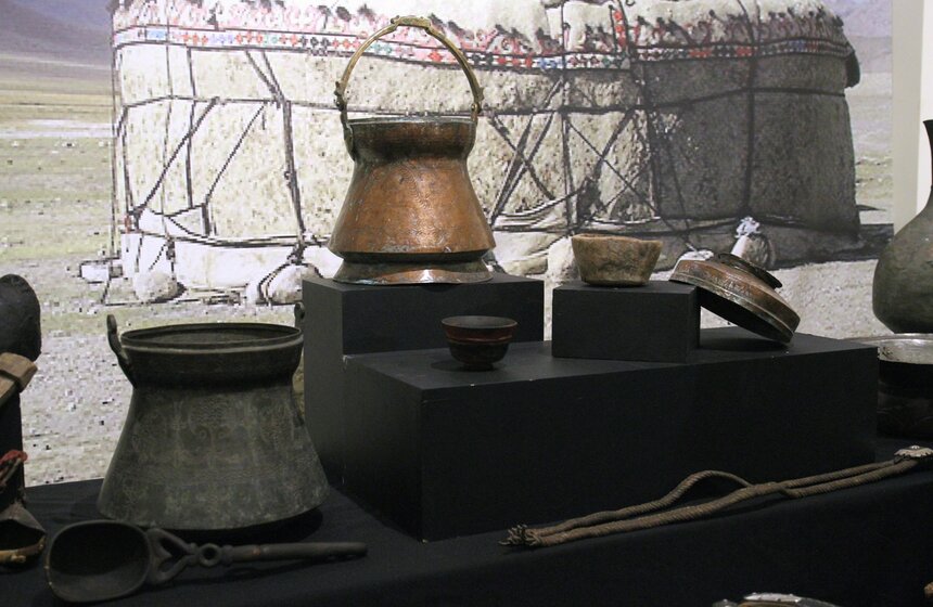 ФТС передала музею Востока задержанные на таможне предметы 3 фото