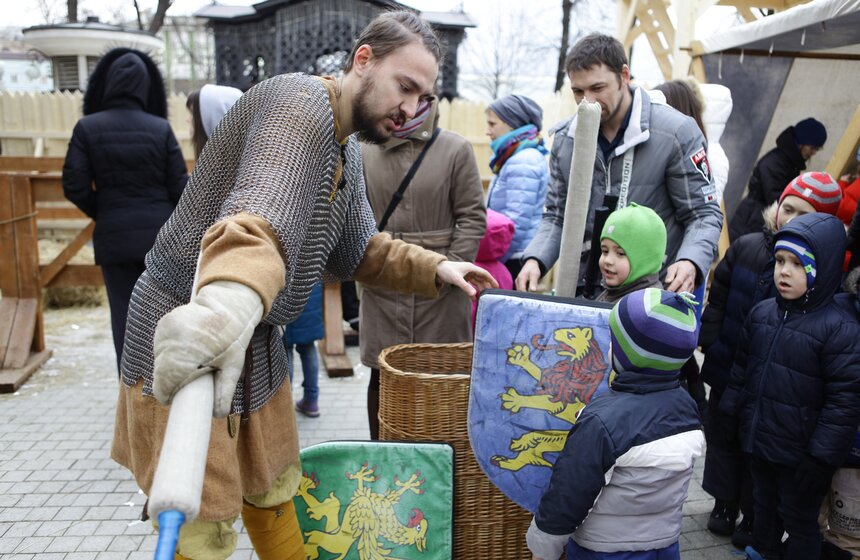 В "Эрмитаже" попытались приготовить самый большой в мире блин 21 фото
