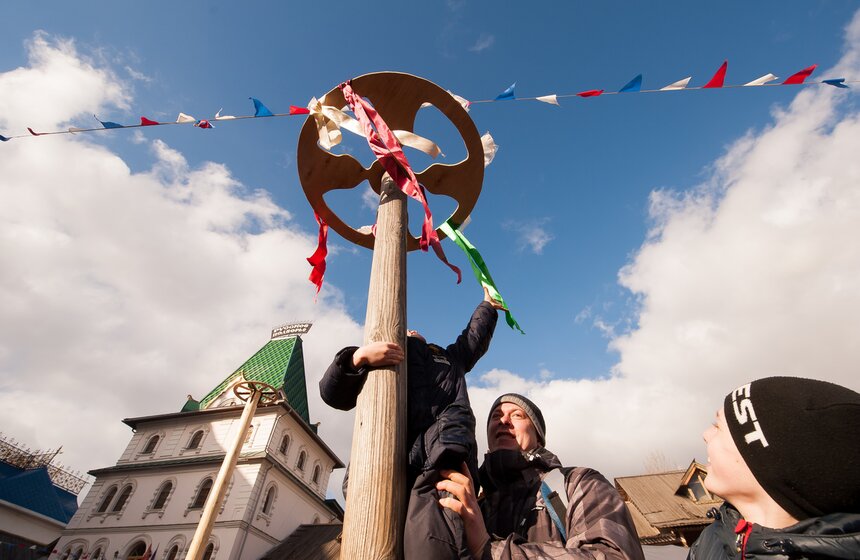 В Измайловском кремле прошли проводы Масленицы 4 фото