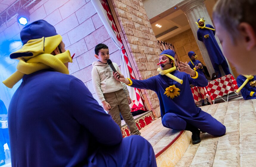 В ЦДМ на Лубянке прошел спектакль "Вместе. Путешествие оркестра" 14 фото