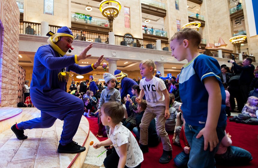 В ЦДМ на Лубянке прошел спектакль "Вместе. Путешествие оркестра" 5 фото