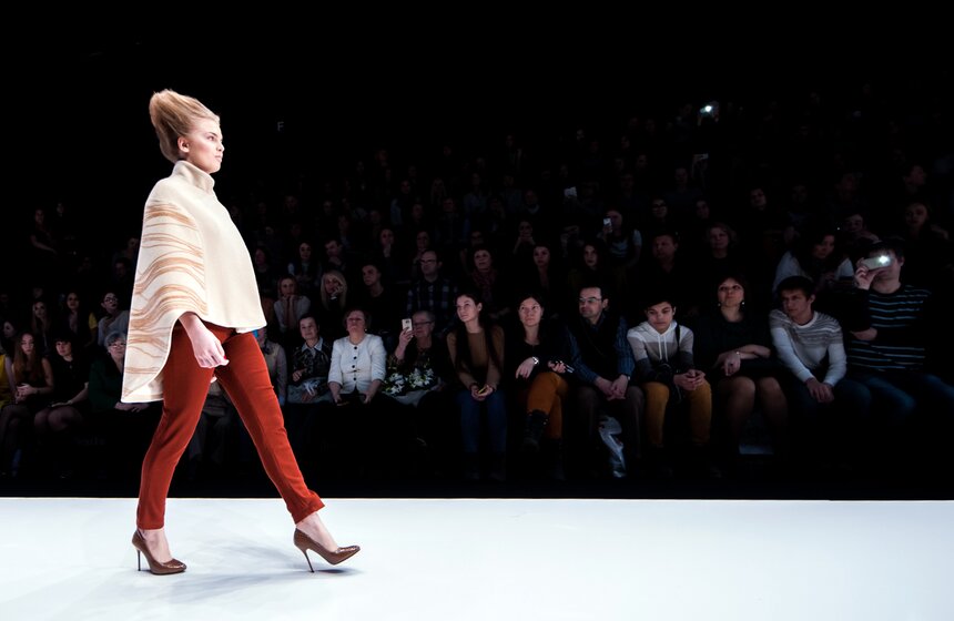 В Москве продолжается неделя моды Mercedes-Benz Fashion Week 23 фото