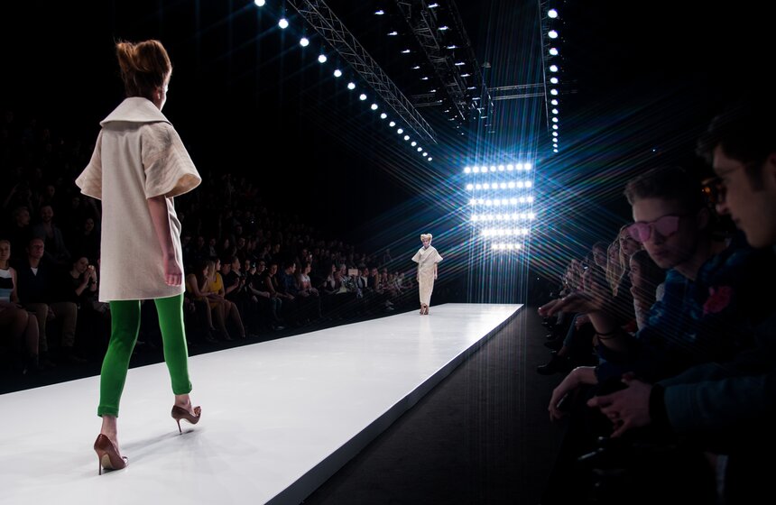 В Москве продолжается неделя моды Mercedes-Benz Fashion Week 20 фото