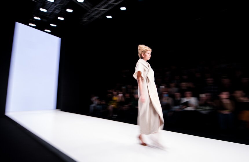 В Москве продолжается неделя моды Mercedes-Benz Fashion Week 19 фото