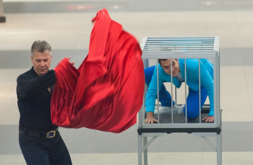 Акция "Ночь иллюзий в метро" 23 фото