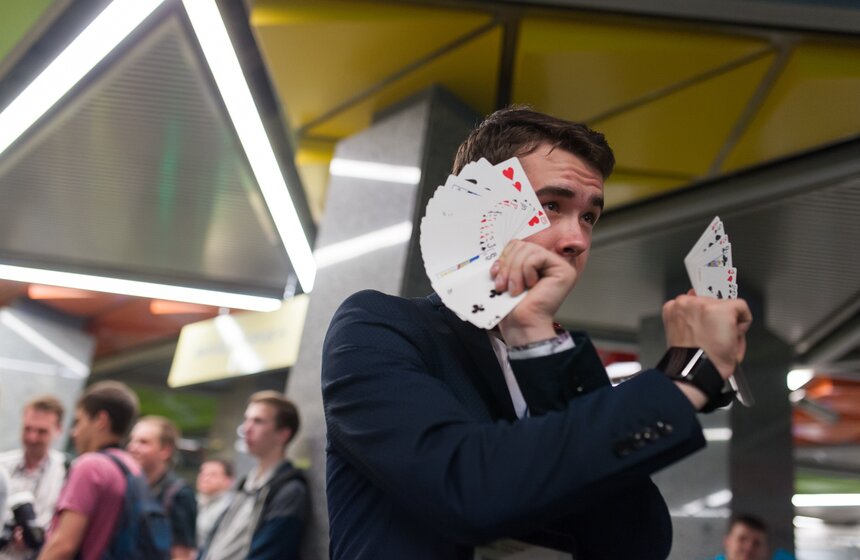 Акция "Ночь иллюзий в метро" 2 фото