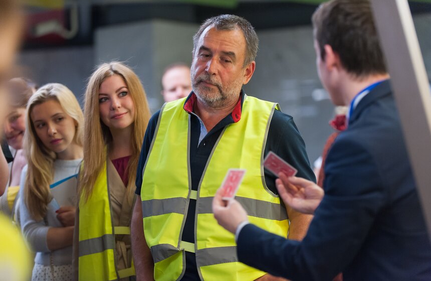 Акция "Ночь иллюзий в метро" 4 фото