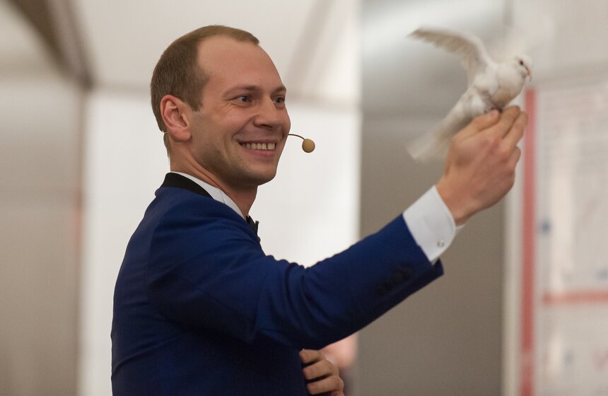 Акция "Ночь иллюзий в метро" 7 фото