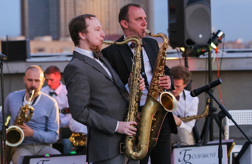 Открытие джазового сезона на крыше "Рабочего и колхозницы" 19 фото