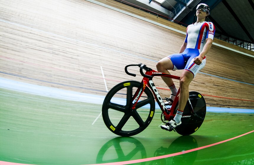 Соревнования по велоспорту "Мемориал Лесникова" в "Крылатском" 15 фото