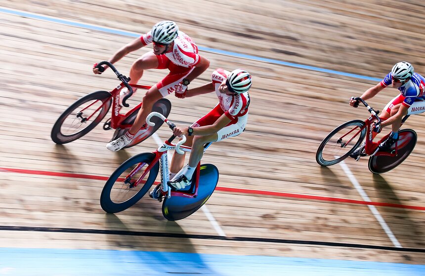 Соревнования по велоспорту "Мемориал Лесникова" в "Крылатском" 14 фото