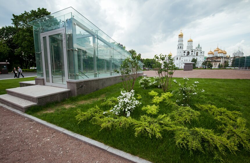 Парк на месте 14-го корпуса Московского Кремля. Фоторепортаж 18 фото