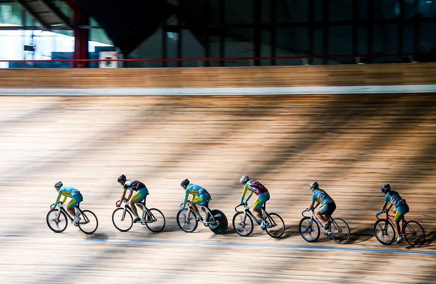 Соревнования по велоспорту "Мемориал Лесникова" в "Крылатском" 8 фото