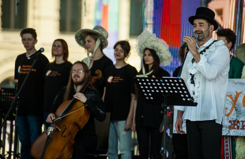 На Красной площади открылся книжный фестиваль 14 фото