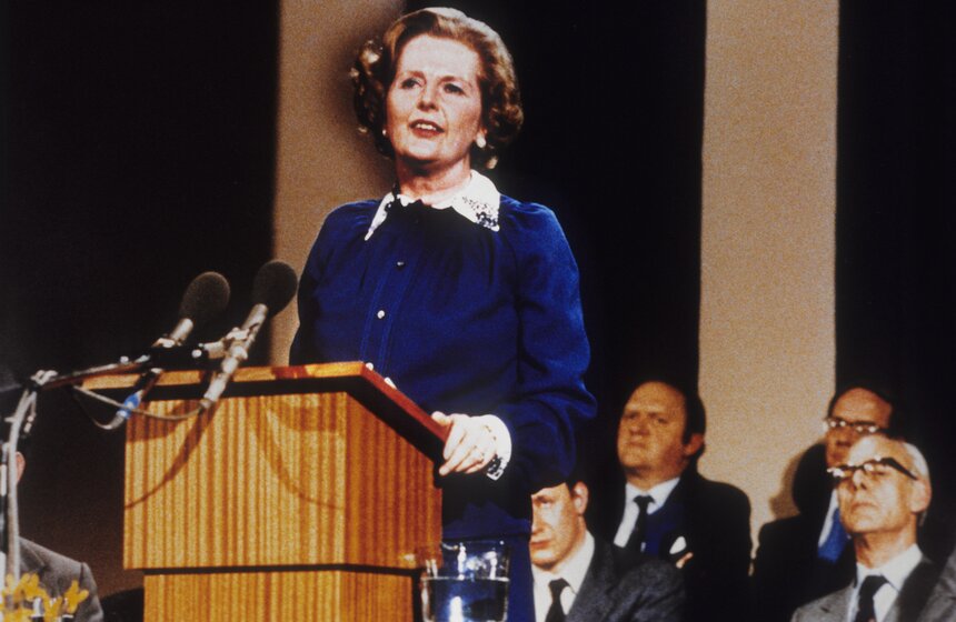 Скончалась экс-премьер Великобритании Маргарет Тэтчер 9 фото