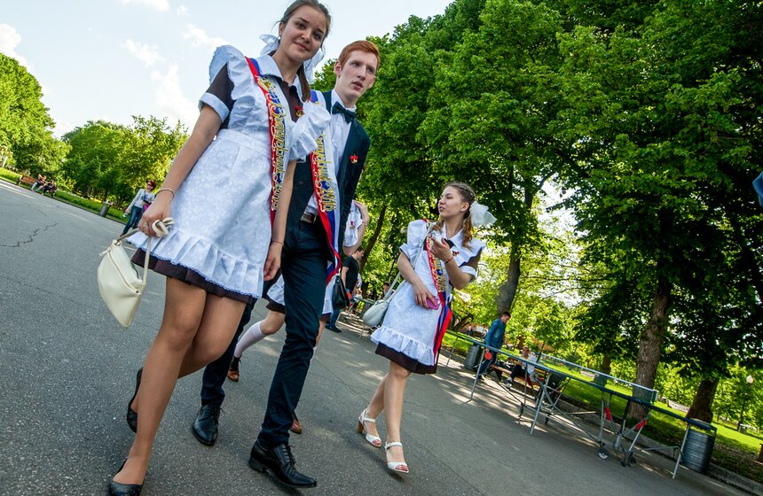 Последний звонок в столице 1 фото