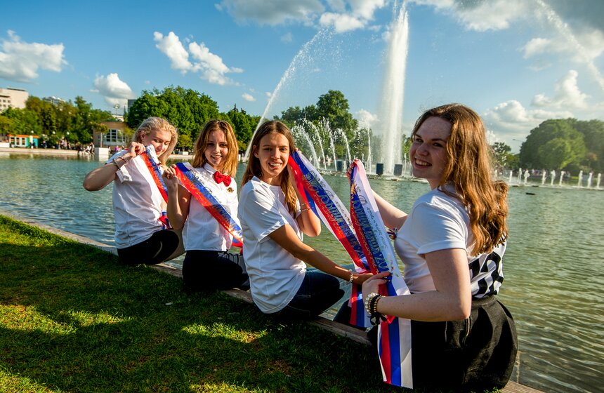 Последний звонок в столице 32 фото