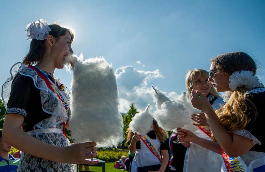 Последний звонок в столице 24 фото