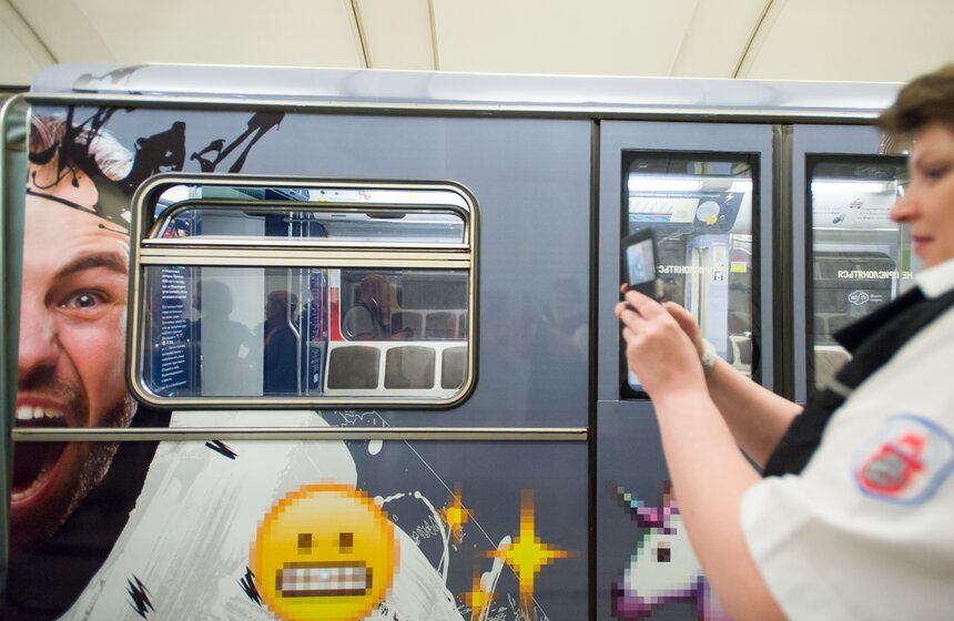 В московском метро начал курсировать шекспировский поезд 5 фото