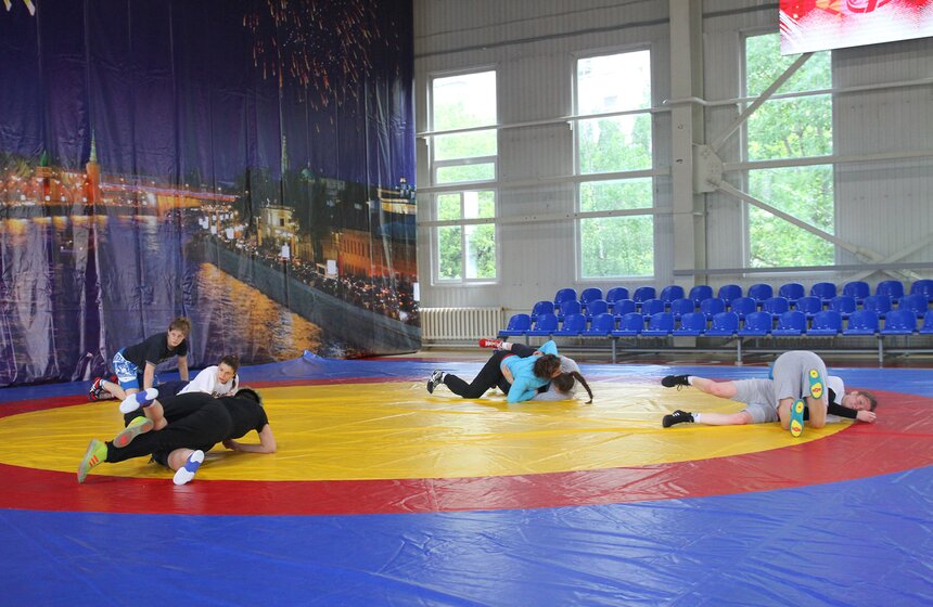 Мэр поздравил с юбилеем Московское училище олимпийского резерва 5 фото