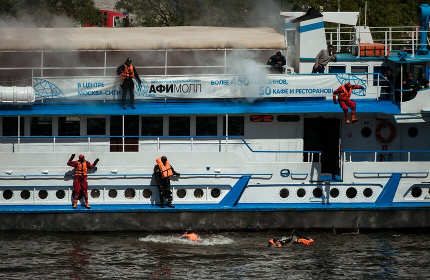 Учения МЧС у башен "Москва-Сити" 26 фото