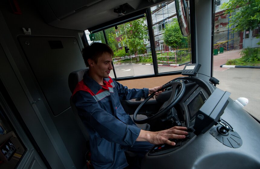 Как ремонтируют троллейбусы на Сокольническом заводе 17 фото