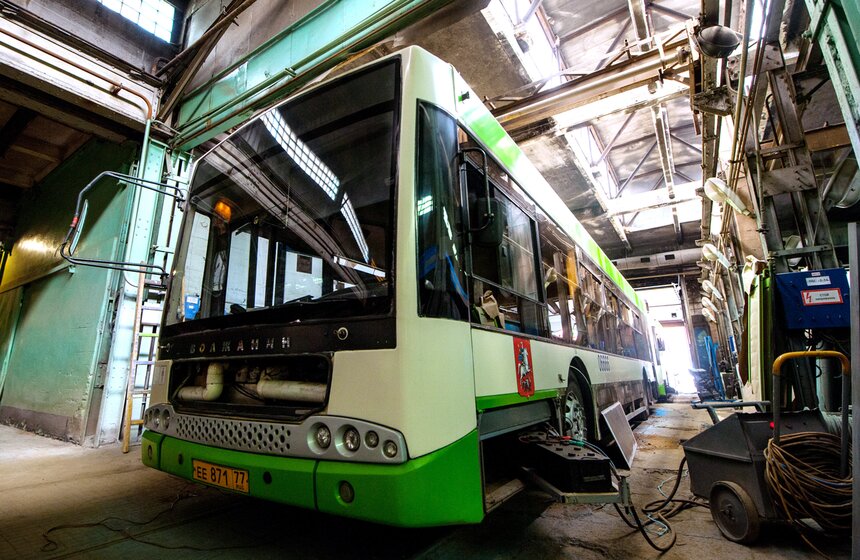 Как ремонтируют троллейбусы на Сокольническом заводе 8 фото
