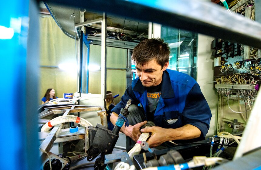 Как ремонтируют троллейбусы на Сокольническом заводе 11 фото