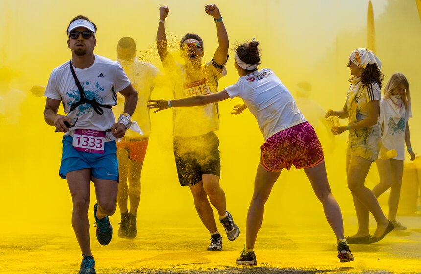 Красочный забег в "Лужниках" 8 фото