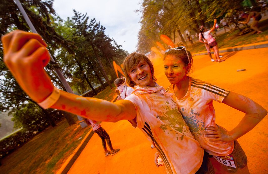 Красочный забег в "Лужниках" 20 фото