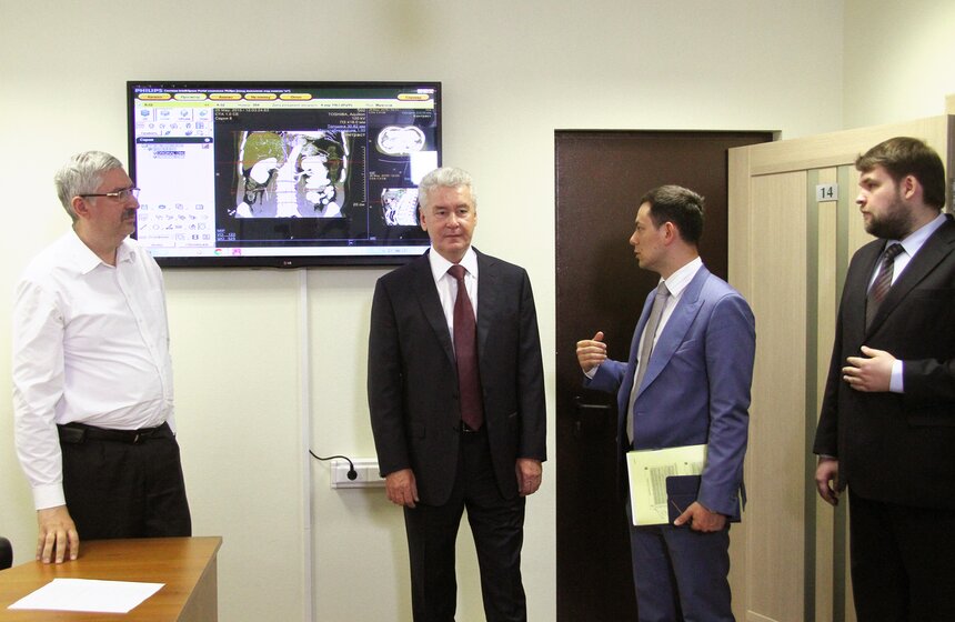 Собянин посетил Научно-практический центр медицинской радиологии 7 фото