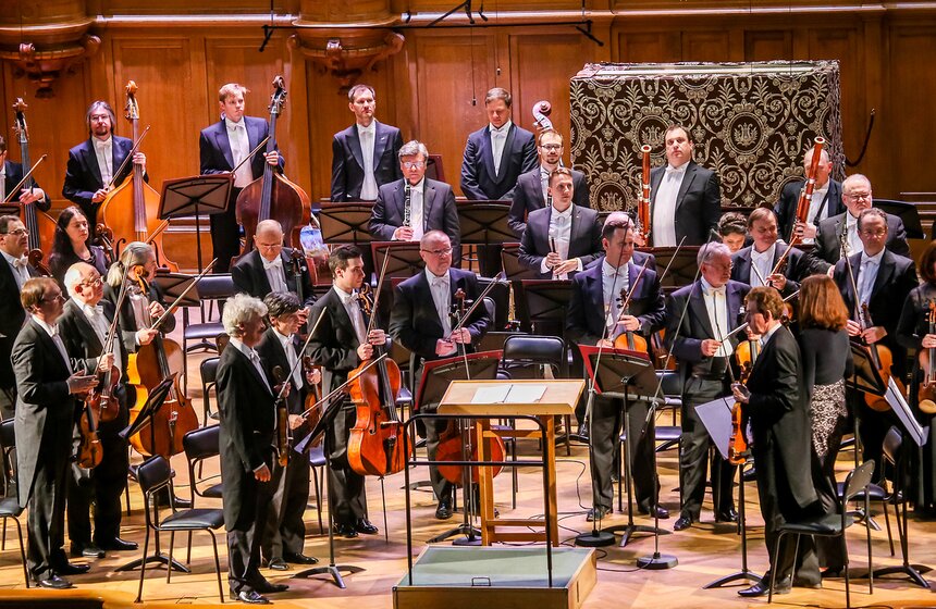 Концерт пианиста Люки Дебарга в Московской консерватории 21 фото