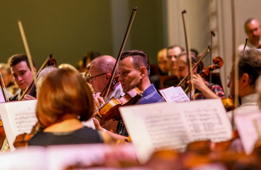 Концерт пианиста Люки Дебарга в Московской консерватории 19 фото