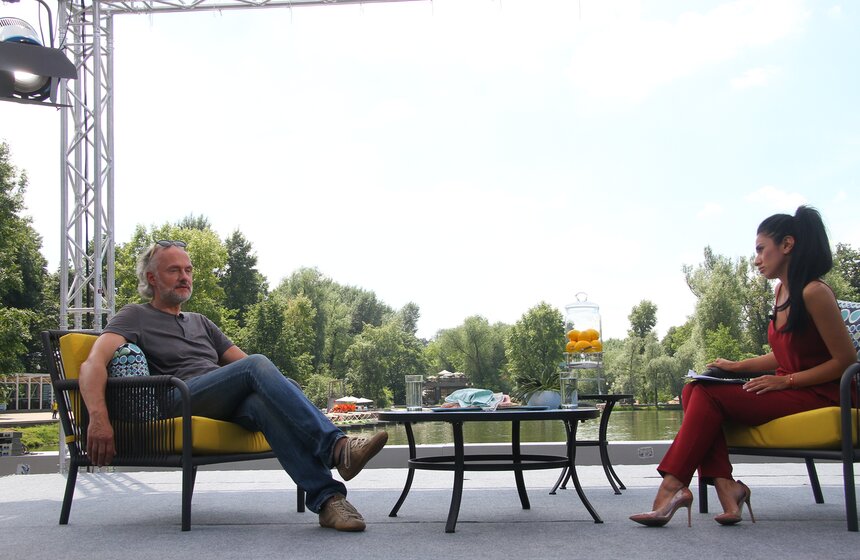 "Лето в парке": звезды в гостях у "Москвы 24" 6 фото