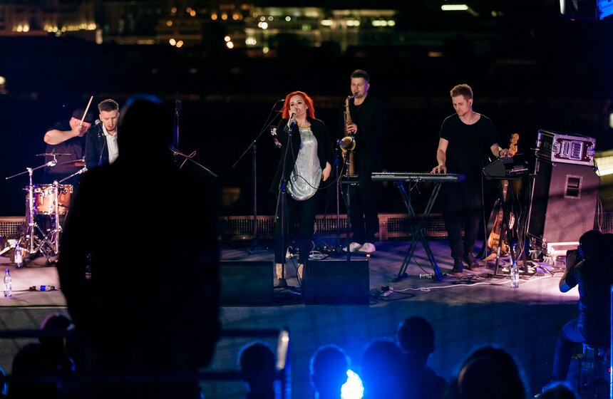 Концерт Guru Groove Foundation на столичной крыше 23 фото