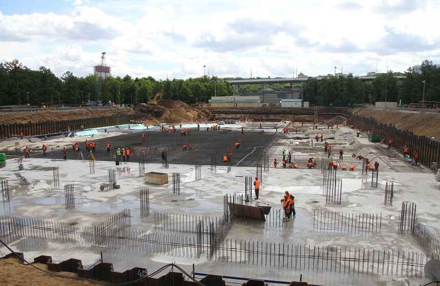 Мэр заложил памятную капсулу в основание бассейна "Лужники" 17 фото