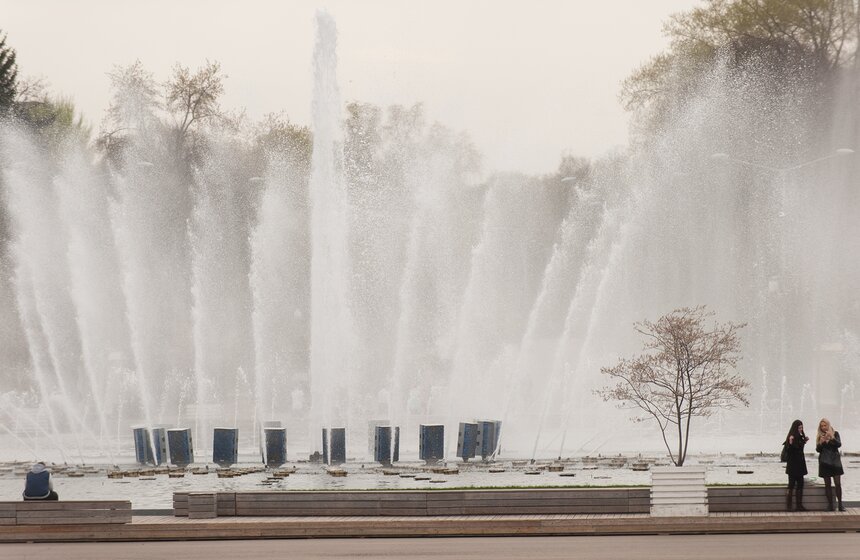28 апреля вновь заработали столичные фонтаны 12 фото