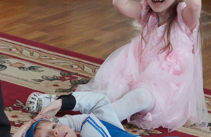 В 24 столичных детских домах прошел "День аиста" 6 фото